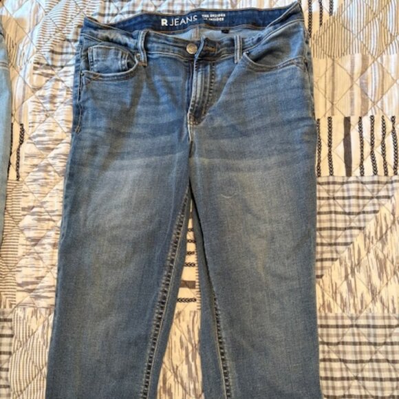 Blue Jeans - Picture 1 of 3